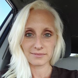 Meet your Posher, Kasey